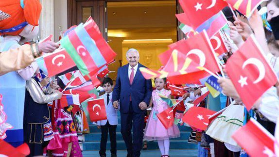 Başbakan Yıldırım, 23 Nisan Ulusal Egemenlik ve Çocuk Bayramı Nedeniyle Çocukları Kabul Etti.